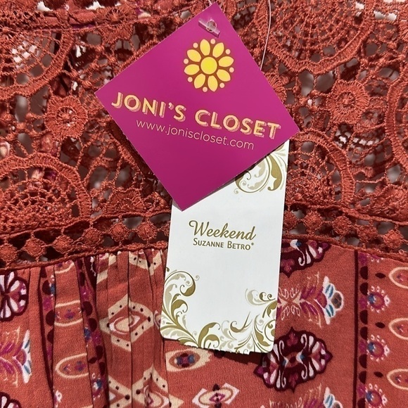 Weekend by Suzanne Betro crocheted Lace Top Blouse size XL - Picture 2 of 4